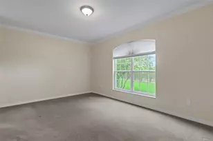 684 Grasslands Village Cir, Lakeland, FL 33803 - Photo 13