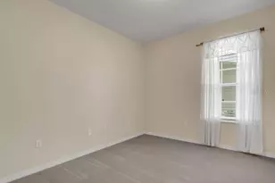 684 Grasslands Village Cir, Lakeland, FL 33803 - Photo 15
