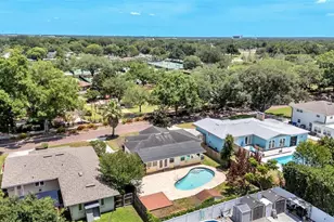 2729 Buckingham Ave, Lakeland, FL 33803 - Photo 3