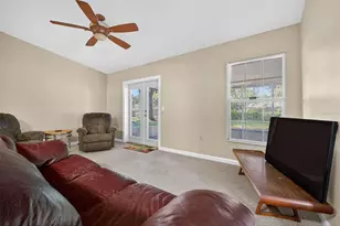 1317 Periwinkle Ct, Lakeland, FL 33811 - Photo 9