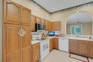 6560 Lake Clark Dr, Lakeland, FL 33813 - Photo 7