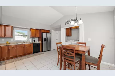 5525 Club Hill E, Lakeland, FL 33813 - Photo 21