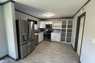 1836 N Crystal Lake Dr, Lakeland, FL 33801 - Photo 5