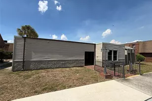 1836 N Crystal Lake Dr, Lakeland, FL 33801 - Photo 19