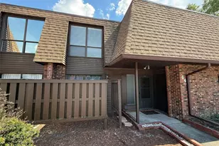 1836 N Crystal Lake Dr, Lakeland, FL 33801 - Photo 1
