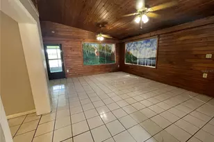 3008 Skyview Dr, Lakeland, FL 33801 - Photo 9