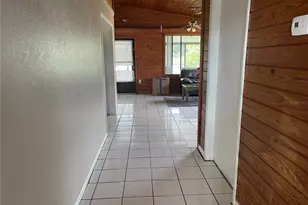 3008 Skyview Dr, Lakeland, FL 33801 - Photo 3