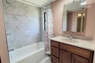 3895 Conine Dr E, Winter Haven, FL 33881 - Photo 11