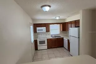 136 Shannon Dr, Lakeland, FL 33809 - Photo 9