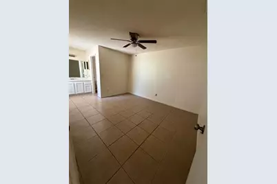 136 Shannon Drive, Lakeland, FL 33809 - Photo 11