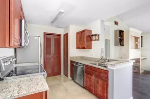 2030 Cascades Blvd, Kissimmee, FL 34741 - Photo 9