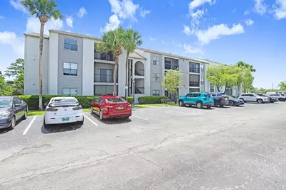 2030 Cascades Boulevard #302, Kissimmee, FL 34741 - Photo 27