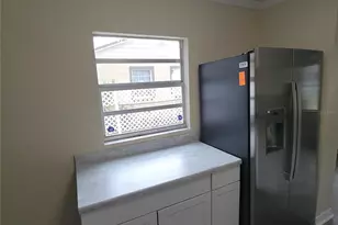 204 Swannanoa St, Lakeland, FL 33805 - Photo 5
