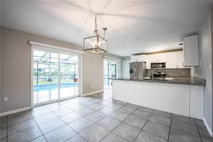 142 Padgett Pl S, Lakeland, FL 33809 - Photo 9