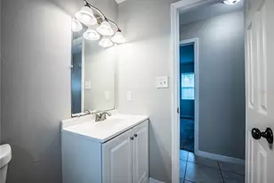 142 Padgett Pl S, Lakeland, FL 33809 - Photo 27