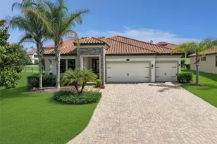 1734 Via Lago Dr, Lakeland, FL 33810 - Photo 1