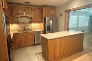902 N Crystal Terrace, Plant City, FL 33563 - Photo 9