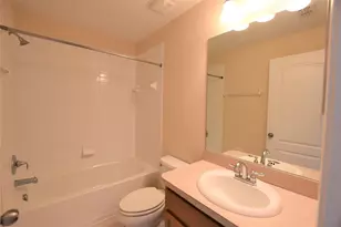 4116 Winding Vine Dr, Lakeland, FL 33812 - Photo 9