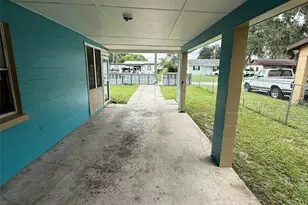 1038 Canal Dr W, Lakeland, FL 33801 - Photo 11