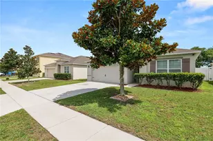 3136 Country Club Cir, Winter Haven, FL 33881 - Photo 3