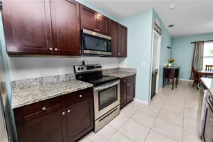 3136 Country Club Cir, Winter Haven, FL 33881 - Photo 11