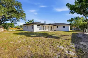 3356 Plantation Pl, Sarasota, FL 34231 - Photo 21