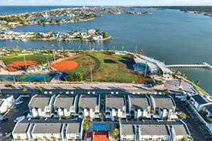 337 Rex Pl, Madeira Beach, FL 33708 - Photo 31