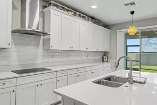 5817 Freesia Dr, Lakeland, FL 33811 - Photo 13