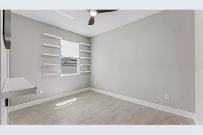 5817 Freesia Drive, Lakeland, FL 33811 - Photo 7