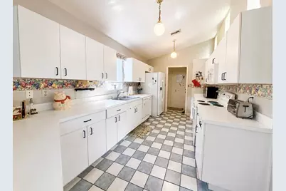 1430 Walden Oaks Place, Plant City, FL 33563 - Photo 7