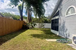 1430 Walden Oaks Pl, Plant City, FL 33563 - Photo 21