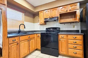259 Village View Ln, Lakeland, FL 33809 - Photo 5
