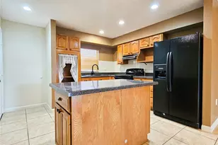 259 Village View Ln, Lakeland, FL 33809 - Photo 3