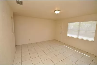 1743 Avenue C NE, Winter Haven, FL 33881 - Photo 3