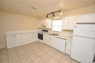 1743 Ave C NE, Winter Haven, FL 33881 - Photo 7