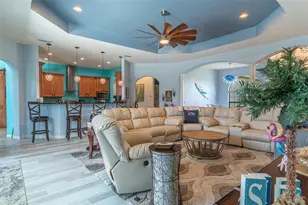 1394 Oakmont Dr, Winter Haven, FL 33884 - Photo 9