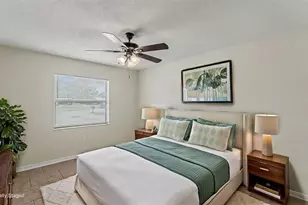 5637 Cherry Wood Cir, Lakeland, FL 33811 - Photo 3