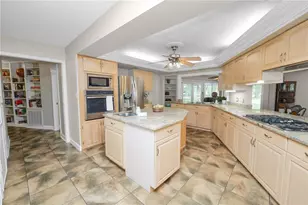 6230 Forestwood Dr W, Lakeland, FL 33811 - Photo 33