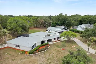 6230 Forestwood Dr W, Lakeland, FL 33811 - Photo 9