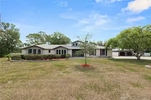 6230 Forestwood Dr W, Lakeland, FL 33811 - Photo 3