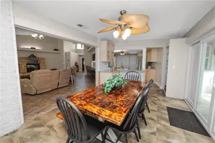 6230 Forestwood Dr W, Lakeland, FL 33811 - Photo 27