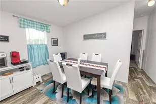 1052 Lamp Post Ln, Lakeland, FL 33809 - Photo 17