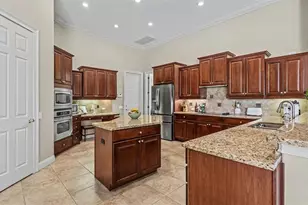 664 Whisper Woods Dr, Lakeland, FL 33813 - Photo 29