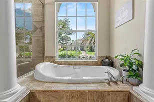 664 Whisper Woods Dr, Lakeland, FL 33813 - Photo 25