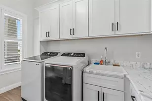 6509 Heritage Park Pl, Lakeland, FL 33813 - Photo 17