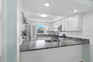 430 Hillcrest Dr SE, Winter Haven, FL 33884 - Photo 11