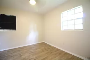 350 Bonnyview Dr, Lakeland, FL 33801 - Photo 11