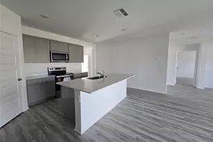 231 Taylor Grvs St, Lake Wales, FL 33898 - Photo 7