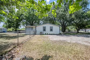 5220 Spring Creek Dr, Lakeland, FL 33811 - Photo 5