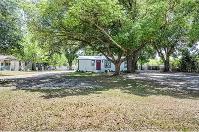 5220 Spring Creek Dr, Lakeland, FL 33811 - Photo 3